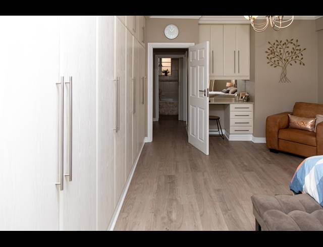 2 BEDROOM APARTMENT FOR SALE IN MORNINGSIDE